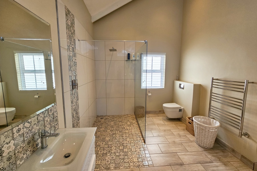 4 Bedroom Property for Sale in Goose Valley Western Cape